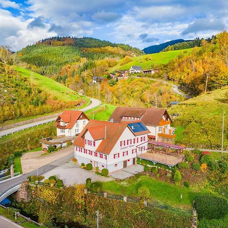 Hotel - Gasthof Blume ออปเพอเนา ภายนอก รูปภาพ