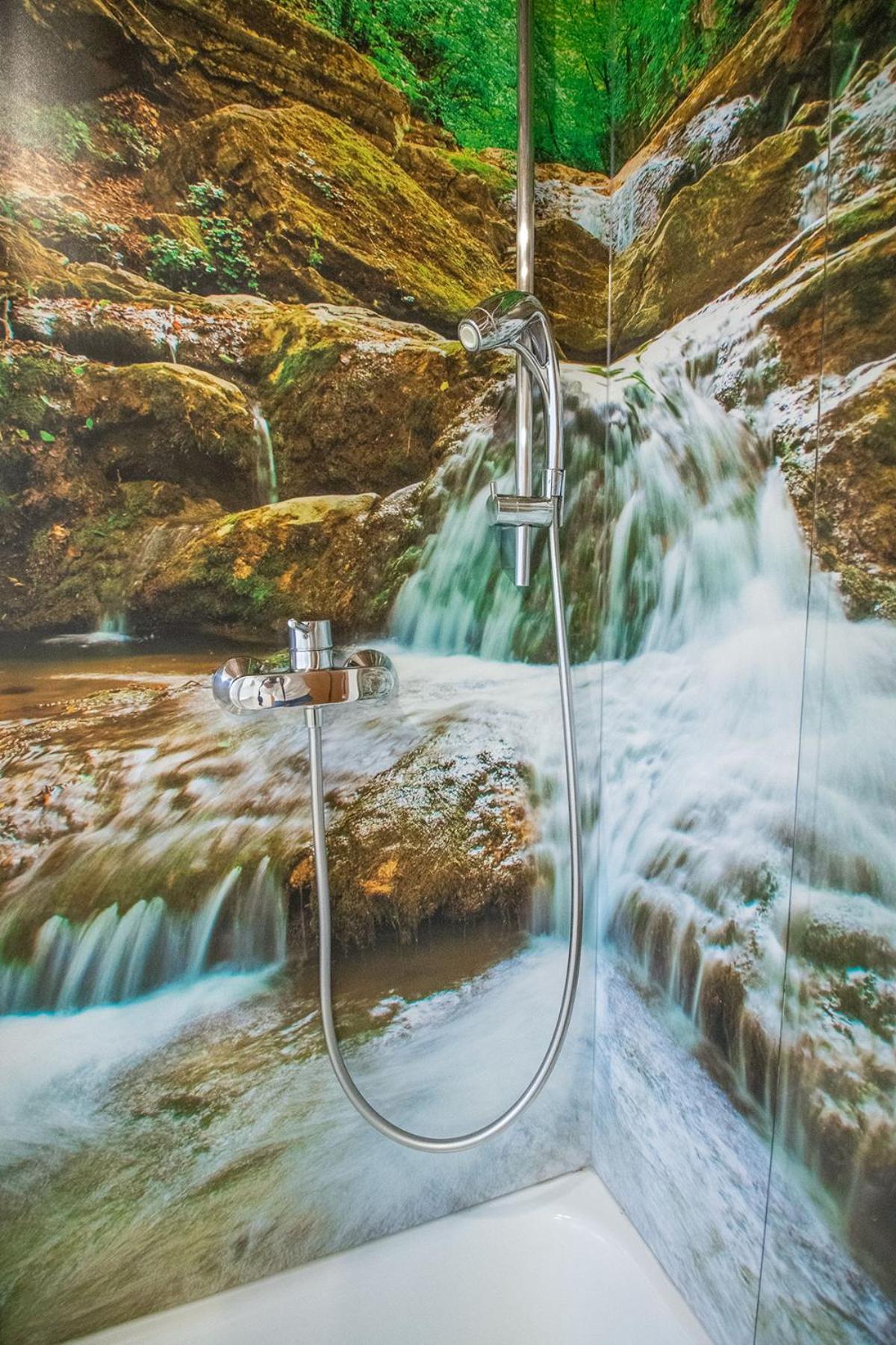 Hotel - Gasthof Blume ออปเพอเนา ภายนอก รูปภาพ